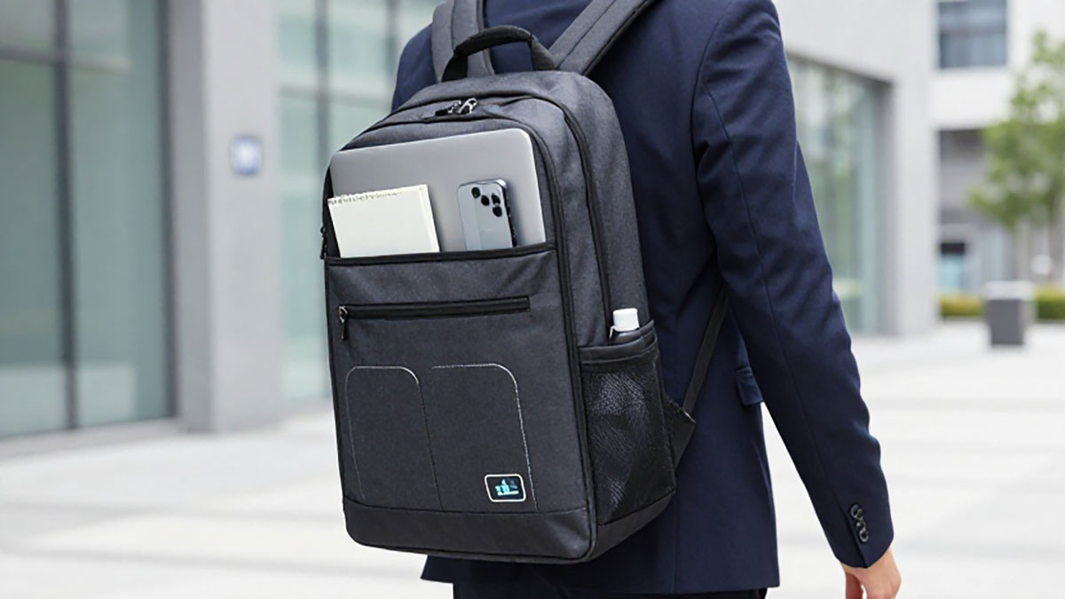 Tas-Laptop-Tigernu-Review-Anti-Maling-dengan-Banyak-Slot-Aman